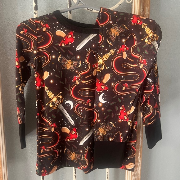 Twisted Lily 2 Piece PJ - Picture 1 of 1